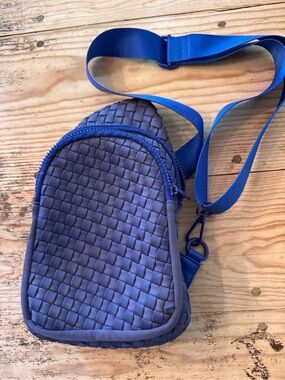Sol and Selene Beyond Horizon Woven Neoprene Sling crossbody BackPack Royal Blue